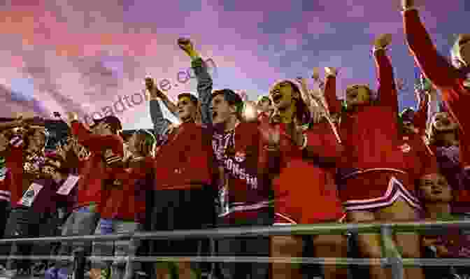 Enthusiastic Fans Cheering At The Rose Bowl The Rose Bowl (Images Of America)